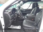 ✅ 2022 Chevrolet Suburban Premier • VIN: 1GNSKFKD6NR238466 • Lot: 41761510. Wystawiony na IAAI z przebiegiem 66 128 mil. Bezpłatny archiwum sprzedaży aukcyjnych z USA i szczegółowy raport historii pojazdu na DreamBid. Zdjęcie 5.