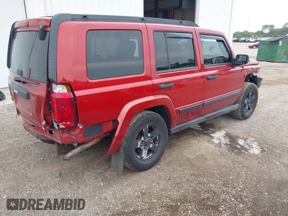 ✅ 2006 Jeep Commander • VIN: 1J8HG48K16C231811 • Лот: 42811376. Опубликован ранее на IAAI с пробегом 248 995 миль. Бесплатный доступ к архиву аукционных продаж из США и подробный отчёт об истории автомобиля на DreamBid. Изображение 4.