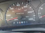 ✅ 2001 Ford Taurus LX • VIN: 1FAFP52U01G153060 • Лот: 42543418. Опубликован ранее на IAAI с пробегом 175 738 миль. Бесплатный доступ к архиву аукционных продаж из США и подробный отчёт об истории автомобиля на DreamBid. Изображение 7.