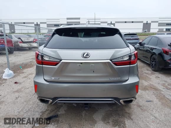 ✅ 2018 Lexus RX 350 • VIN: 2T2BZMCA7JC142343 • Lot: 43534478. Wystawiony na IAAI z przebiegiem 173 882 mil. Bezpłatny archiwum sprzedaży aukcyjnych z USA i szczegółowy raport historii pojazdu na DreamBid. Zdjęcie 15.