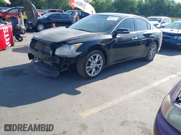 ✅ 2013 Nissan Maxima S • VIN: 1N4AA5AP9DC821411 • Lot: 42598453. Listed on IAAI with 127,088 mi. Free auction sales archive from the USA and detailed vehicle history report at DreamBid. Image 2.
