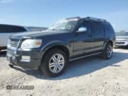 ✅ 2010 Ford Explorer Limited • VIN: 1FMEU7FEXAUA95596 • Lot: 68362234. Wystawiony na Copart z przebiegiem 134 277 mil. Bezpłatny archiwum sprzedaży aukcyjnych z USA i szczegółowy raport historii pojazdu na DreamBid. Zdjęcie 1.