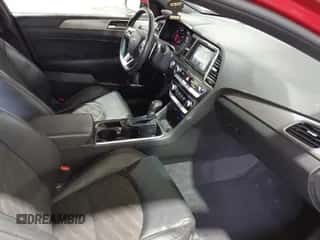 2018 Hyundai Sonata SEL с VIN 5NPE34AF4JH655998, выставлен на аукционе IAAI как лот 43546036 с пробегом 31 378 миль миль и . История ставок и продаж доступна на DreamBid. Изображение 5.