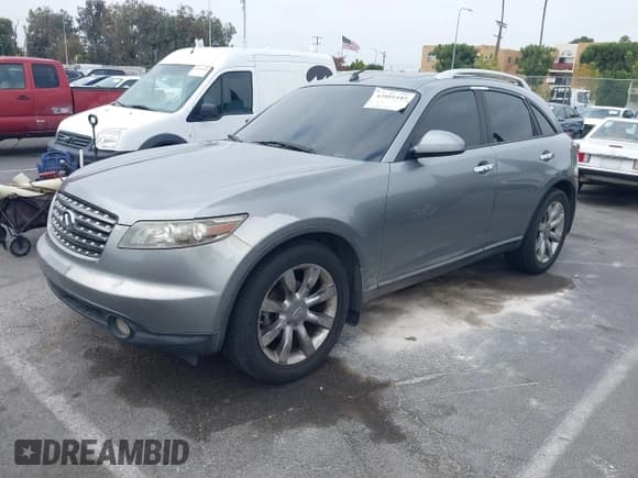 ✅ 2005 Infiniti FX • VIN: JNRAS08U65X102150 • Lot: 42881443. Wystawiony na IAAI z przebiegiem 213 833 mil. Bezpłatny archiwum sprzedaży aukcyjnych z USA i szczegółowy raport historii pojazdu na DreamBid. Zdjęcie 2.