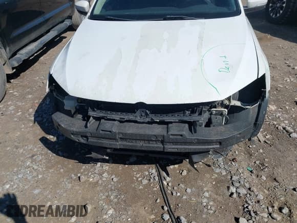 ✅ 2011 Volkswagen Jetta TDI • VIN: 3VW3L7AJ8BM123319 • Лот: 41709799. Опубликован ранее на IAAI с пробегом 196 152 миль. Бесплатный доступ к архиву аукционных продаж из США и подробный отчёт об истории автомобиля на DreamBid. Изображение 6.