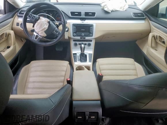 ✅ 2015 Volkswagen CC Sport • VIN: WVWBN7AN8FE829035 • Лот: 54028805. Опубликован ранее на Copart с пробегом 137 528 миль. Бесплатный доступ к архиву аукционных продаж из США и подробный отчёт об истории автомобиля на DreamBid. Изображение 8.