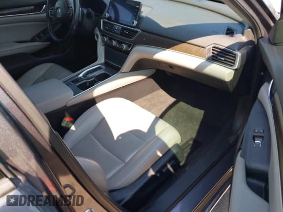 ✅ 2019 Honda Accord Touring • VIN: 1HGCV2F92KA028056 • Lot: 43168173. Listed on IAAI with 100,972 mi. Free auction sales archive from the USA and detailed vehicle history report at DreamBid. Image 5.