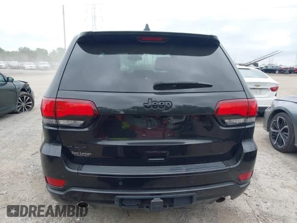 ✅ 2015 Jeep Grand Cherokee Laredo • VIN: 1C4RJFAG7FC918189 • Лот: 43047753. Опубликован ранее на IAAI с пробегом 99 612 миль. Бесплатный доступ к архиву аукционных продаж из США и подробный отчёт об истории автомобиля на DreamBid. Изображение 16.