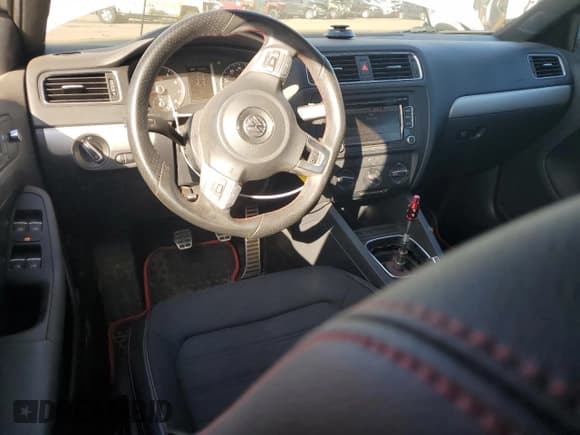 ✅ 2012 Volkswagen Jetta Autobahn • VIN: 3VW567AJXCM458907 • Lot: 48782955. Listed on Copart with 119,363 mi. Free auction sales archive from the USA and detailed vehicle history report at DreamBid. Image 8.