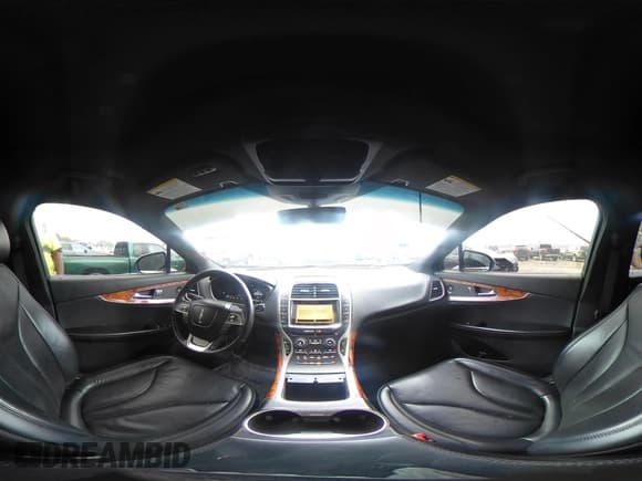 ✅ 2019 Lincoln Nautilus Reserve • VIN: 2LMPJ8L93KBL53791 • Lot: 39925917. Listed on IAAI with 54,939 mi. Free auction sales archive from the USA and detailed vehicle history report at DreamBid. Image 19.