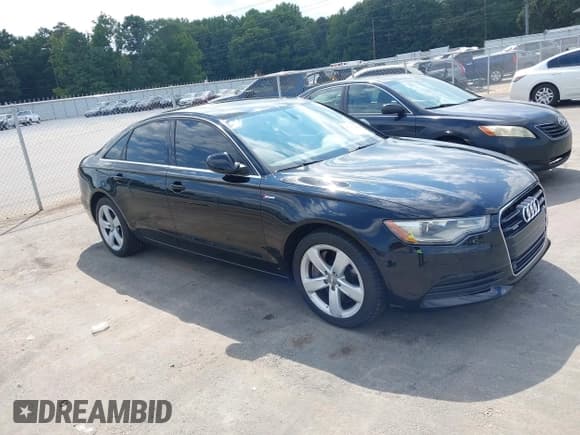 ✅ 2012 Audi A6 Premium Plus • VIN: WAUGGAFC2CN034253 • Lot: 43203925. Wystawiony na IAAI z przebiegiem 150 232 mil. Bezpłatny archiwum sprzedaży aukcyjnych z USA i szczegółowy raport historii pojazdu na DreamBid. Zdjęcie 1.