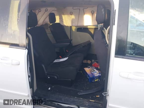 2015 Dodge Grand Caravan American Value с VIN 2C4RDGBGXFR681314, выставлен на аукционе IAAI как лот 43299629 с пробегом 158 568 миль миль и . История ставок и продаж доступна на DreamBid. Изображение 8.