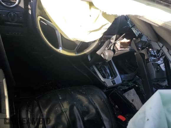 2013 Chevrolet Captiva Sport LT z VIN 3GNAL3EK1DS610650, wystawiony jako Copart lot #81272554 z przebiegiem Nie podano mil oraz Nie do naprawy • Non repairable. Historia ofert i sprzedaży dostępna na DreamBid. Obrazek 8.