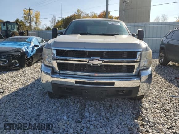 ✅ 2009 Chevrolet Silverado 2500HD LT • VIN: 1GCHK59629E160172 • Лот: 76306404. Опубликован ранее на Copart с пробегом 333 252 миль. Бесплатный доступ к архиву аукционных продаж из США и подробный отчёт об истории автомобиля на DreamBid. Изображение 5.