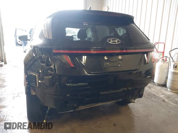 ✅ 2022 Hyundai Tucson Preferred • VIN: KM8JBCAE4NU033735 • Lot: 41696707. Wystawiony na IAAI z przebiegiem 32 177 mil. Bezpłatny archiwum sprzedaży aukcyjnych z USA i szczegółowy raport historii pojazdu na DreamBid. Zdjęcie 6.