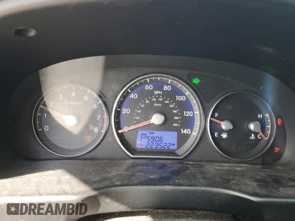 ✅ 2011 Hyundai Santa Fe SE • VIN: 5XYZH4AG5BG065507 • Lot: 76147974. Listed on Copart with 223,522 mi. Free auction sales archive from the USA and detailed vehicle history report at DreamBid. Image 9.