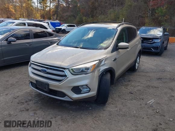 ✅ 2017 Ford Escape SE • VIN: 1FMCU9GD9HUC58130 • Lot: 43610717. Listed on IAAI with 147,188 mi. Free auction sales archive from the USA and detailed vehicle history report at DreamBid. Image 2.