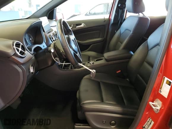 ✅ 2016 Mercedes-Benz B Electric Drive • VIN: WDDVP9AB0GJ009622 • Lot: 69937823. Listed on Copart with 33,921 mi. Free auction sales archive from the USA and detailed vehicle history report at DreamBid. Image 7.