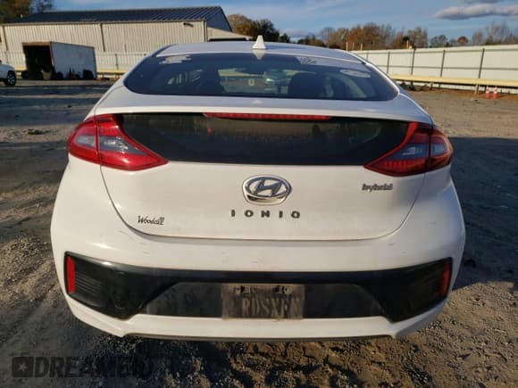 ✅ 2019 Hyundai Ioniq SEL • VIN: KMHC75LC5KU118404 • Lot: 81792134. Wystawiony na Copart z przebiegiem 80 884 mil. Bezpłatny archiwum sprzedaży aukcyjnych z USA i szczegółowy raport historii pojazdu na DreamBid. Zdjęcie 6.