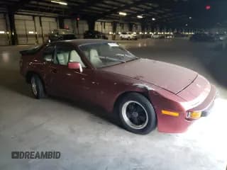 ✅ 1984 Porsche 944 • VIN: WP0AA0948EN461206 • Лот: 43544955. Опубликован ранее на Copart с пробегом 15 862 миль. Бесплатный доступ к архиву аукционных продаж из США и подробный отчёт об истории автомобиля на DreamBid. Изображение 4.