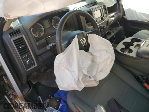 ✅ 2015 Ram 2500 Tradesman • VIN: 3C6TR5CT5FG626077 • Lot: 56059055. Wystawiony na Copart z przebiegiem 161 452 mil. Bezpłatny archiwum sprzedaży aukcyjnych z USA i szczegółowy raport historii pojazdu na DreamBid. Zdjęcie 8.