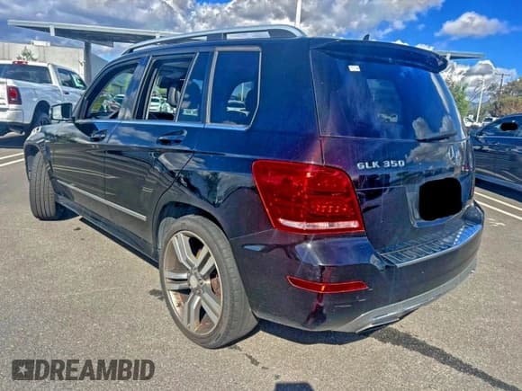 ✅ 2013 Mercedes-Benz GLK 350 • VIN: WDCGG5HB3DG053201 • Лот: 95333995. Опубликован ранее на Copart с пробегом 184 631 миль. Бесплатный доступ к архиву аукционных продаж из США и подробный отчёт об истории автомобиля на DreamBid. Изображение 3.