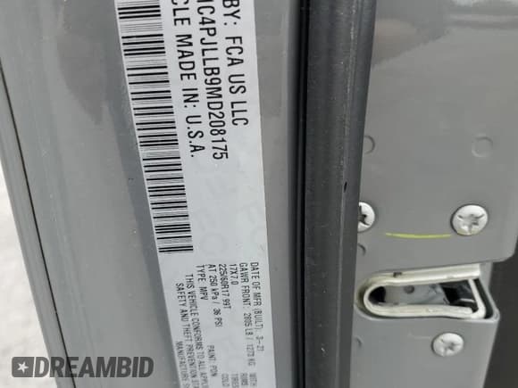 ✅ 2021 Jeep Cherokee Altitude • VIN: 1C4PJLLB9MD208175 • Lot: 84804815. Wystawiony na Copart z przebiegiem 70 593 mil. Bezpłatny archiwum sprzedaży aukcyjnych z USA i szczegółowy raport historii pojazdu na DreamBid. Zdjęcie 13.