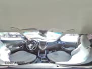 ✅ 2012 Hyundai Veloster w/Black Int • VIN: KMHTC6AD8CU020675 • Lot: 79889494. Wystawiony na Copart z przebiegiem 127 885 mil. Bezpłatny archiwum sprzedaży aukcyjnych z USA i szczegółowy raport historii pojazdu na DreamBid. Zdjęcie 13.