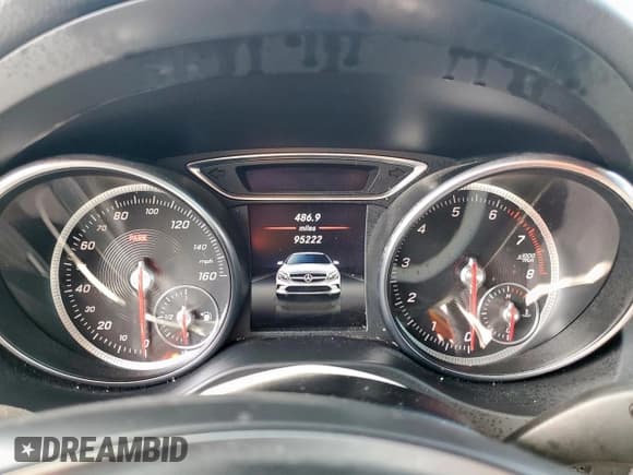 ✅ 2018 Mercedes-Benz CLA 250 • VIN: WDDSJ4EB3JN563447 • Лот: 65138225. Опубликован ранее на Copart с пробегом 95 222 миль. Бесплатный доступ к архиву аукционных продаж из США и подробный отчёт об истории автомобиля на DreamBid. Изображение 9.