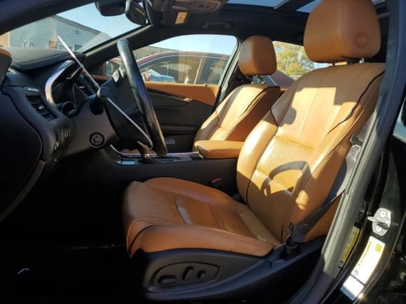 ✅ 2016 Chevrolet Impala LTZ • VIN: 2G1145S36G9139345 • Лот: 76525674. Опубликован ранее на Copart с пробегом 143 633 миль. Бесплатный доступ к архиву аукционных продаж из США и подробный отчёт об истории автомобиля на DreamBid. Изображение 7.