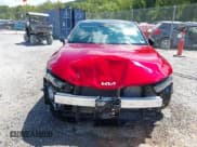 ✅ 2024 Kia K5 GT • VIN: 5XXG44J87RG256484 • Lot: 42731480. Wystawiony na IAAI z przebiegiem 27 243 mil. Bezpłatny archiwum sprzedaży aukcyjnych z USA i szczegółowy raport historii pojazdu na DreamBid. Zdjęcie 12.