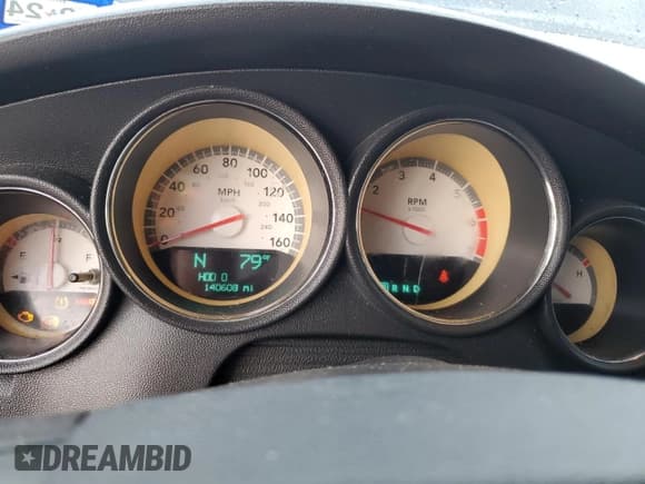 ✅ 2010 Dodge Charger R/T • VIN: 2B3CA8CT3AH257778 • Lot: 78513544. Wystawiony na Copart z przebiegiem 140 608 mil. Bezpłatny archiwum sprzedaży aukcyjnych z USA i szczegółowy raport historii pojazdu na DreamBid. Zdjęcie 9.