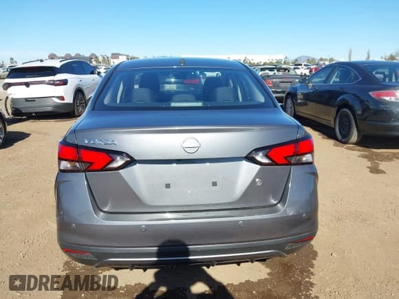✅ 2024 Nissan Versa S • VIN: 3N1CN8DV0RL909622 • Лот: 43860409. Опубликован ранее на IAAI с пробегом 23 730 миль. Бесплатный доступ к архиву аукционных продаж из США и подробный отчёт об истории автомобиля на DreamBid. Изображение 16.