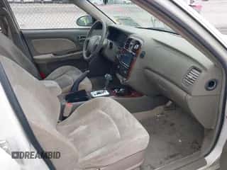 2002 Hyundai Sonata GLS с VIN KMHWF35HX2A523401, выставлен на аукционе IAAI как лот 41502680 с пробегом 176 283 миль миль и . История ставок и продаж доступна на DreamBid. Изображение 5.