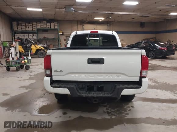 ✅ 2020 Toyota Tacoma SR • VIN: 3TYSZ5AN5LT002144 • Лот: 41816537. Опубликован ранее на IAAI с пробегом 122 983 миль. Бесплатный доступ к архиву аукционных продаж из США и подробный отчёт об истории автомобиля на DreamBid. Изображение 16.