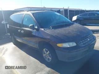 ✅ 1996 Plymouth Grand Voyager • VIN: 2P4GP44R2TR783192 • Lot: 41275054. Wystawiony na IAAI z przebiegiem 158 174 mil. Bezpłatny archiwum sprzedaży aukcyjnych z USA i szczegółowy raport historii pojazdu na DreamBid. Zdjęcie 1.