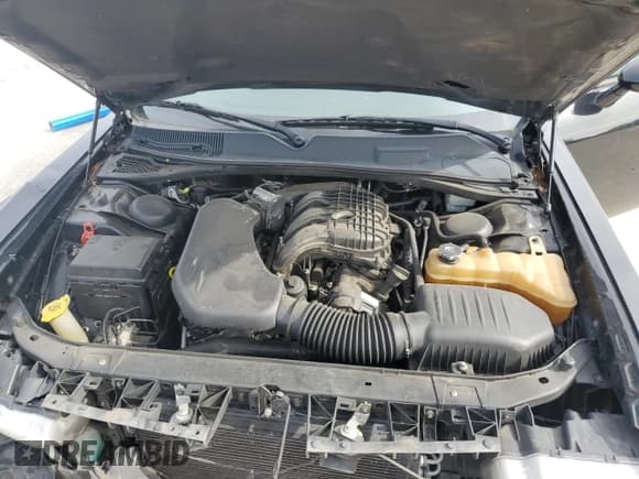 ✅ 2011 Dodge Challenger • VIN: 2B3CJ4DG0BH570315 • Lot: 70276054. Wystawiony na Copart z przebiegiem 181 808 mil. Bezpłatny archiwum sprzedaży aukcyjnych z USA i szczegółowy raport historii pojazdu na DreamBid. Zdjęcie 12.