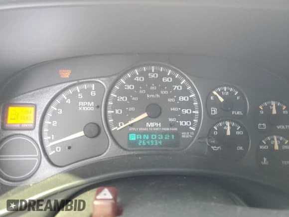 ✅ 2002 Chevrolet Silverado 1500 LS • VIN: 2GCEC19T921200317 • Lot: 72408054. Wystawiony na Copart z przebiegiem 264 934 mil. Bezpłatny archiwum sprzedaży aukcyjnych z USA i szczegółowy raport historii pojazdu na DreamBid. Zdjęcie 9.