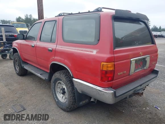 ✅ 1995 Toyota 4Runner • VIN: JT3VN39W3S0185068 • Lot: 42415871. Listed on IAAI with 209,656 mi. Free auction sales archive from the USA and detailed vehicle history report at DreamBid. Image 3.