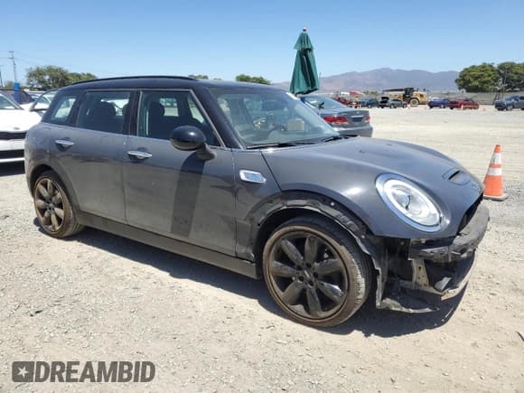 ✅ 2016 MINI Clubman S • VIN: WMWLN9C51G2E47669 • Lot: 66048765. Listed on Copart with 81,168 mi. Free auction sales archive from the USA and detailed vehicle history report at DreamBid. Image 4.