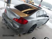 ✅ 2006 Infiniti G35 • VIN: JNKCV51F76M615787 • Lot: 42915473. Wystawiony na IAAI z przebiegiem 201 071 mil. Bezpłatny archiwum sprzedaży aukcyjnych z USA i szczegółowy raport historii pojazdu na DreamBid. Zdjęcie 4.