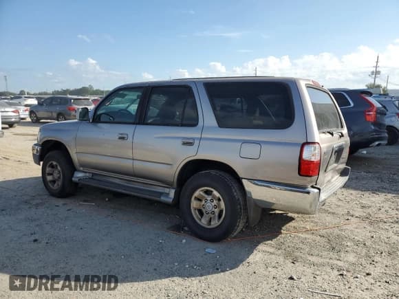 ✅ 2002 Toyota 4Runner SR5 • VIN: JT3GN86R320255902 • Лот: 91861945. Опубликован ранее на Copart с пробегом 312 331 миль. Бесплатный доступ к архиву аукционных продаж из США и подробный отчёт об истории автомобиля на DreamBid. Изображение 2.