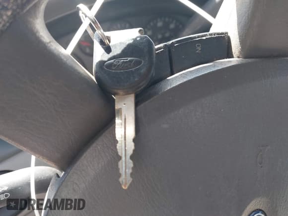 ✅ 2005 Ford Taurus SE • VIN: 1FAFP53255A135319 • Лот: 42317468. Опубликован ранее на IAAI с пробегом 181 757 миль. Бесплатный доступ к архиву аукционных продаж из США и подробный отчёт об истории автомобиля на DreamBid. Изображение 11.