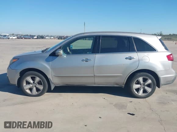 ✅ 2011 Acura MDX Technology • VIN: 2HNYD2H65BH532574 • Lot: 43433449. Wystawiony na IAAI z przebiegiem Nie podano. Bezpłatny archiwum sprzedaży aukcyjnych z USA i szczegółowy raport historii pojazdu na DreamBid. Zdjęcie 14.