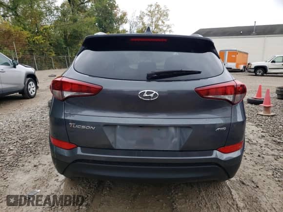 2018 Hyundai Tucson SEL z VIN KM8J3CA44JU764681, wystawiony jako Copart lot #81580545 z przebiegiem 92 403 mil mil oraz Szkoda całkowita • Salvage title. Historia ofert i sprzedaży dostępna na DreamBid. Obrazek 6.