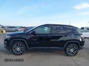 ✅ 2019 Jeep Compass Altitude • VIN: 3C4NJCBB7KT706519 • Lot: 41636111. Wystawiony na IAAI z przebiegiem Nie podano. Bezpłatny archiwum sprzedaży aukcyjnych z USA i szczegółowy raport historii pojazdu na DreamBid. Zdjęcie 15.