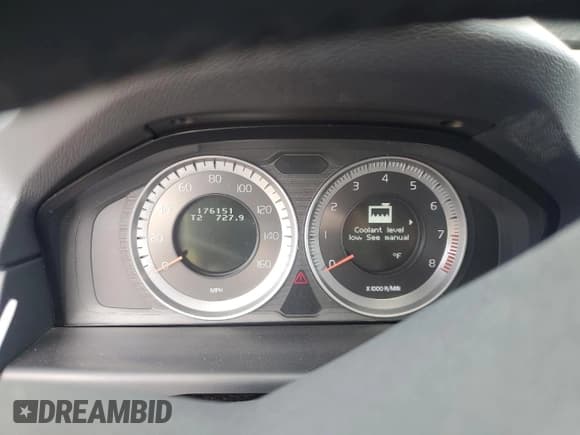 ✅ 2012 Volvo XC70 3.2L • VIN: YV4952BL6C1132932 • Lot: 80074845. Wystawiony na Copart z przebiegiem 176 151 mil. Bezpłatny archiwum sprzedaży aukcyjnych z USA i szczegółowy raport historii pojazdu na DreamBid. Zdjęcie 9.