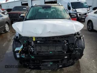 ✅ 2023 Hyundai Venue SEL • VIN: KMHRC8A33PU276712 • Lot: 85331294. Listed on Copart with 12,830 mi. Free auction sales archive from the USA and detailed vehicle history report at DreamBid. Image 5.