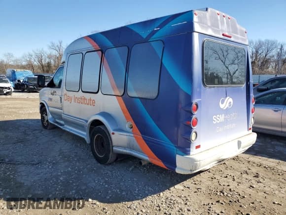 ✅ 2010 Ford Econoline Commercial • VIN: 1FDWE3FL7ADA52987 • Lot: 45414555. Wystawiony na Copart z przebiegiem 278 571 mil. Bezpłatny archiwum sprzedaży aukcyjnych z USA i szczegółowy raport historii pojazdu na DreamBid. Zdjęcie 2.