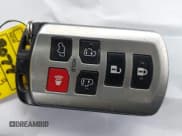 ✅ 2013 Toyota Sienna Limited • VIN: 5TDYK3DCXDS280774 • Lot: 43509363. Wystawiony na IAAI z przebiegiem 127 534 mil. Bezpłatny archiwum sprzedaży aukcyjnych z USA i szczegółowy raport historii pojazdu na DreamBid. Zdjęcie 11.